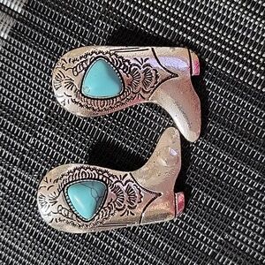 Rockin C Women's Silver with Turquoise Accent Western Boot Earrings